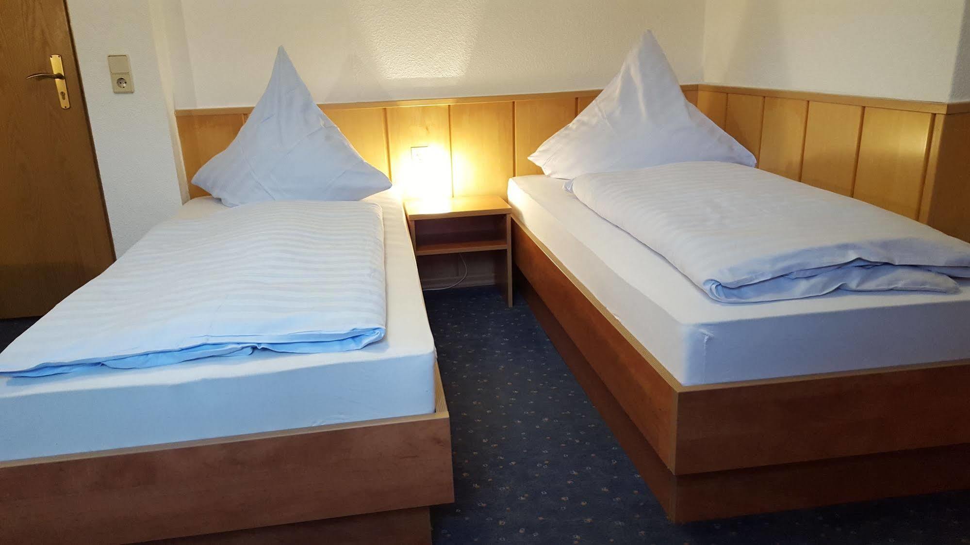 Waldhotel Zur Holzmuhle Eldagsen Exteriör bild