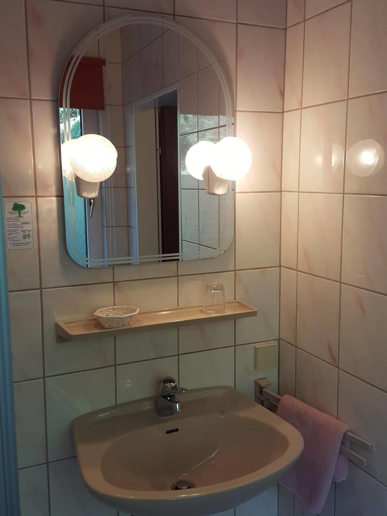 Waldhotel Zur Holzmuhle Eldagsen Exteriör bild