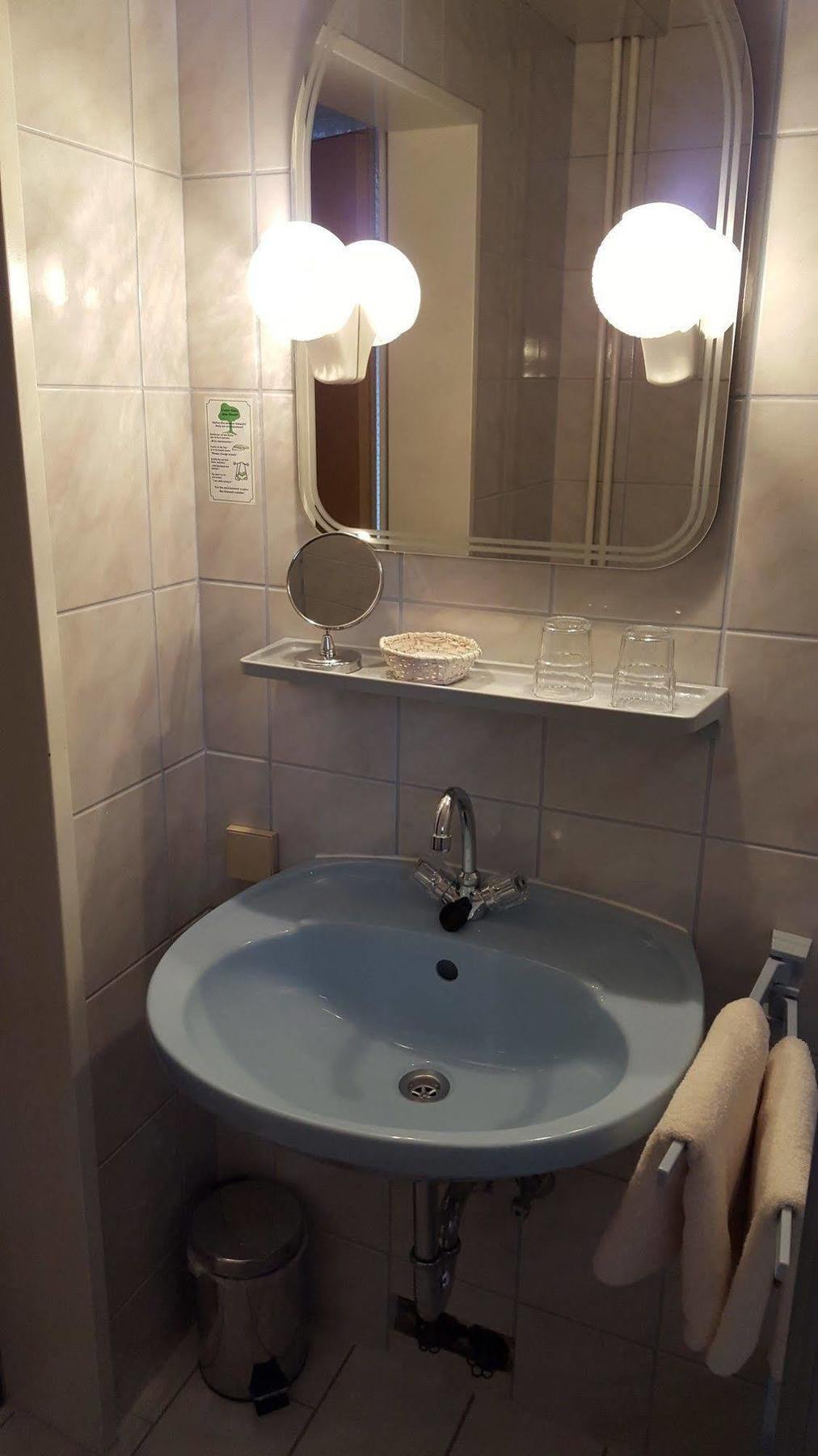 Waldhotel Zur Holzmuhle Eldagsen Exteriör bild