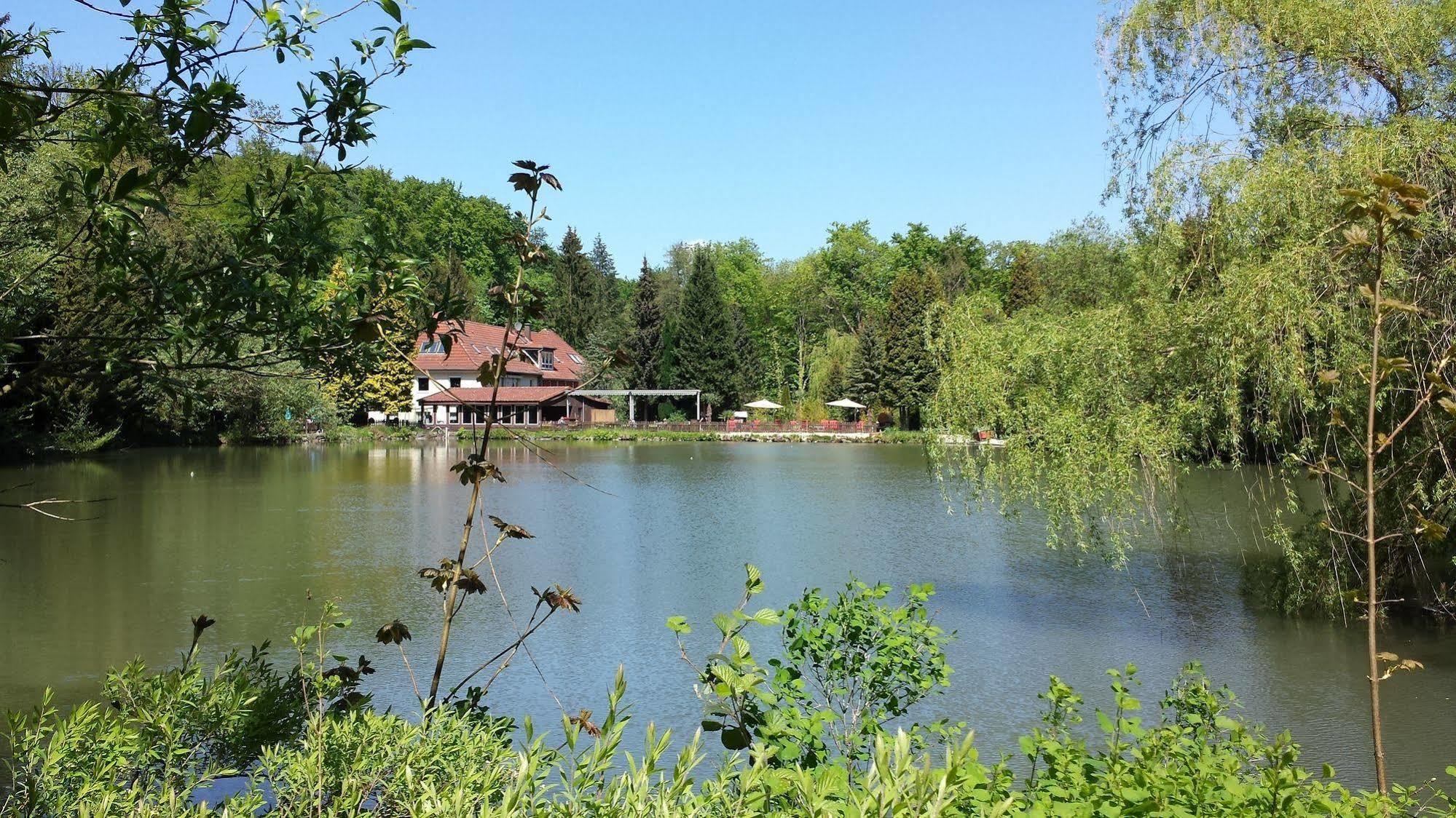 Waldhotel Zur Holzmuhle Eldagsen Exteriör bild