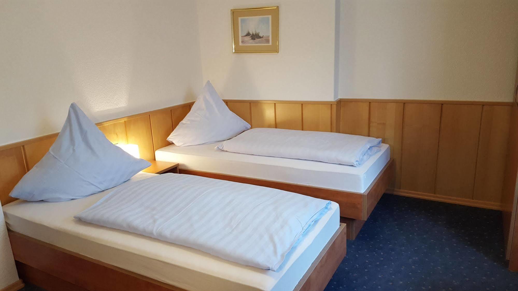 Waldhotel Zur Holzmuhle Eldagsen Exteriör bild